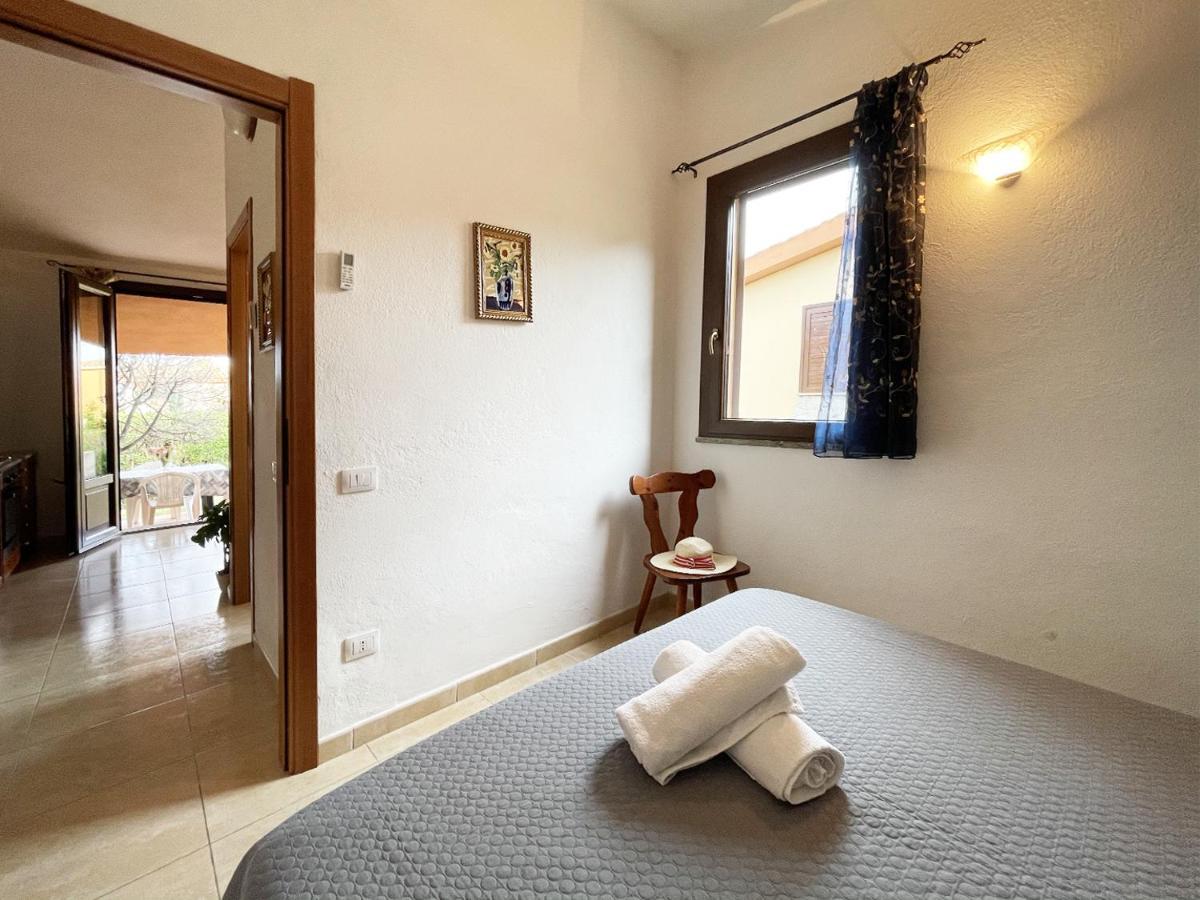 Vila Erika Castiadas Exteriér fotografie